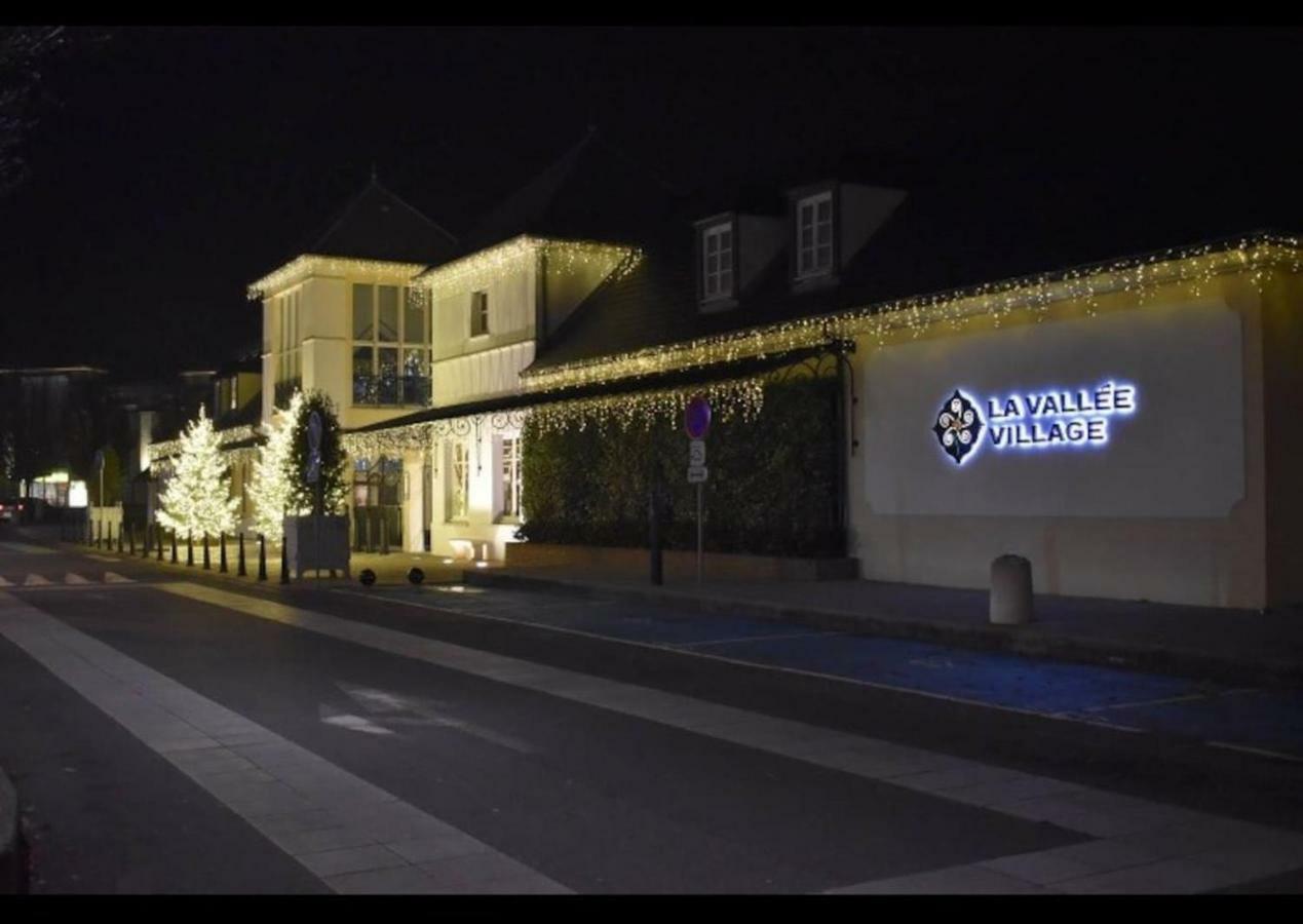 Studio à 1 kilomètre de Disneyland Paris Montévrain Extérieur photo